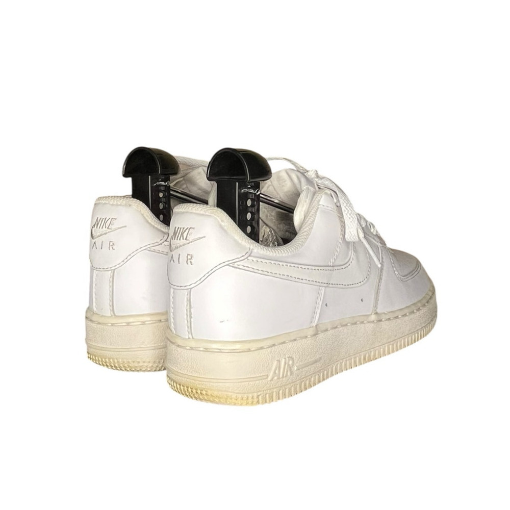 Womens Nike Air Force 1 Low Leather Sneakers Size 6 Triple White B36 - Picture 4 of 6